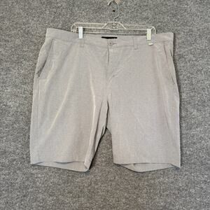 Travis Mathew Shorts Mens 42 Gray Chinos Golf Flat Front Outdoors‎ Casual
